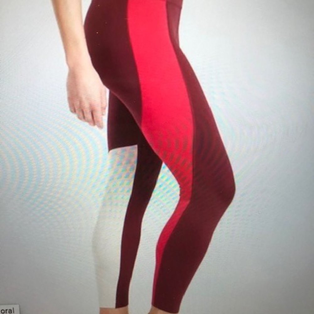 Women's Athleta Multi 7/8 leggings